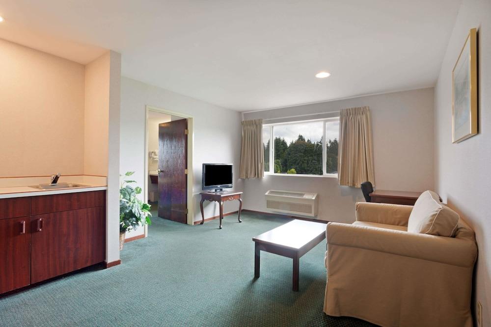 Days Inn By Wyndham Seatac Airport SeaTac Exterior foto